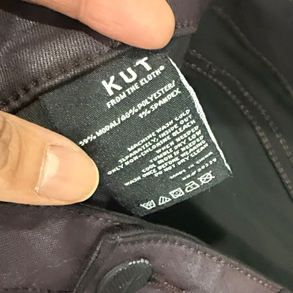 Kut from the Kloth High Rise Pants 12 Coated Stretchy Skinny Leg